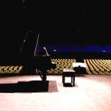 L'interno rinnovato del teatro Palazzo